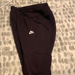 nike tech fleece joggers
